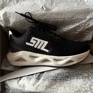 Steve Madden Black and White Men's Sneakers